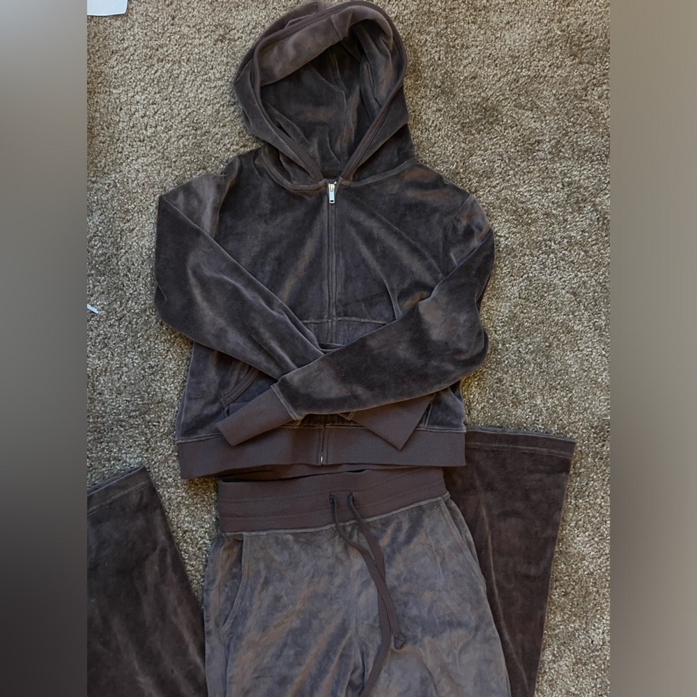 Aerie velour tracksuit matching sweater set